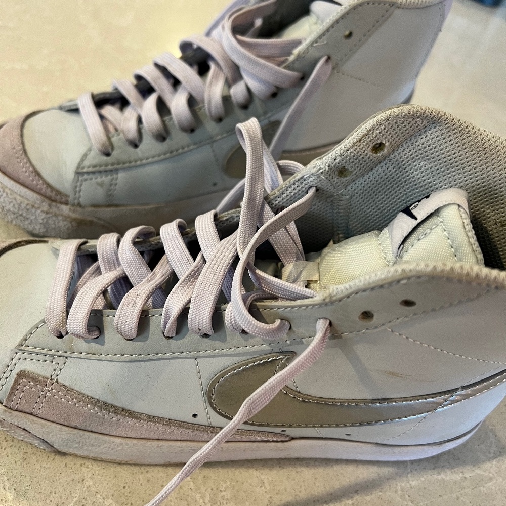 KIDS' NIKE BLAZER MID '77 CASUAL SHOES